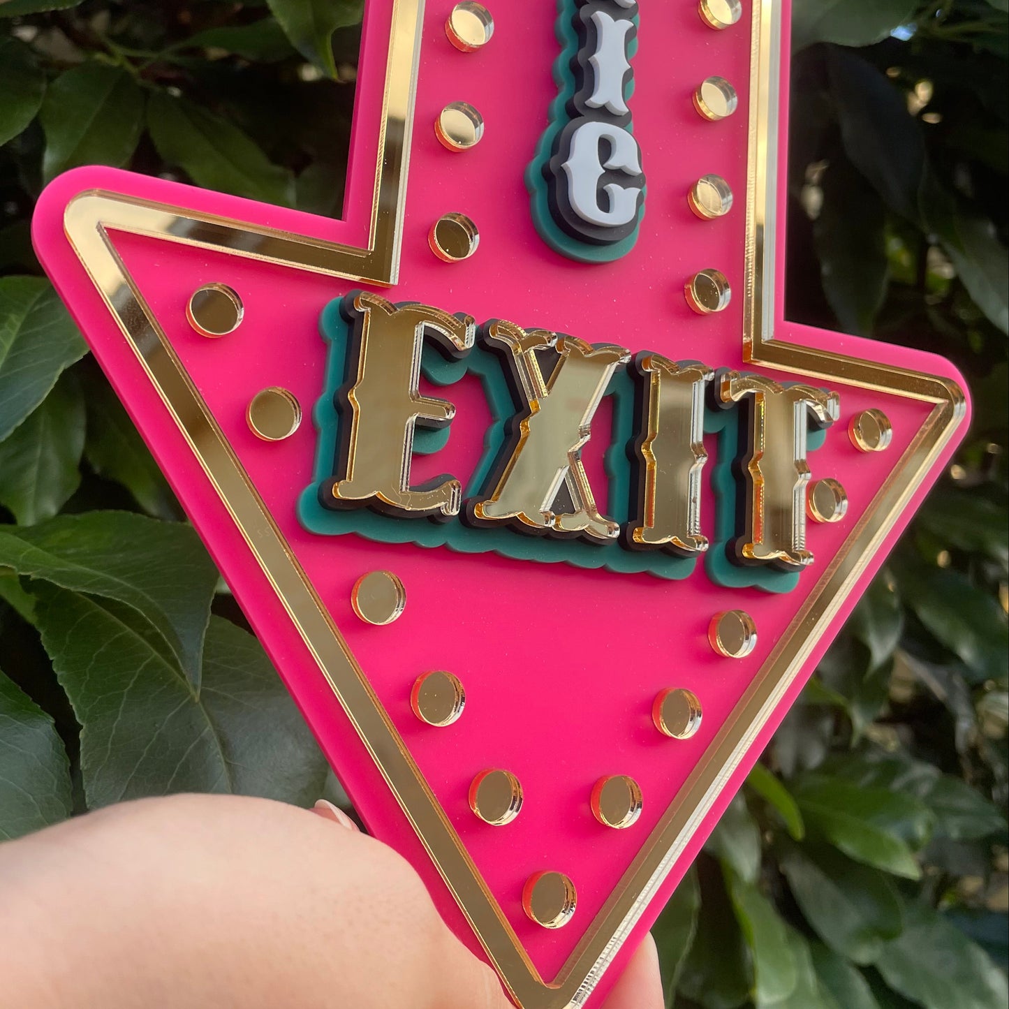Dramatic Exit Arrow Wall Decor Sign | Marquee Arrow Wall Art | Whimsical Statement Piece for Playroom, Kids Room & Gallery Wall